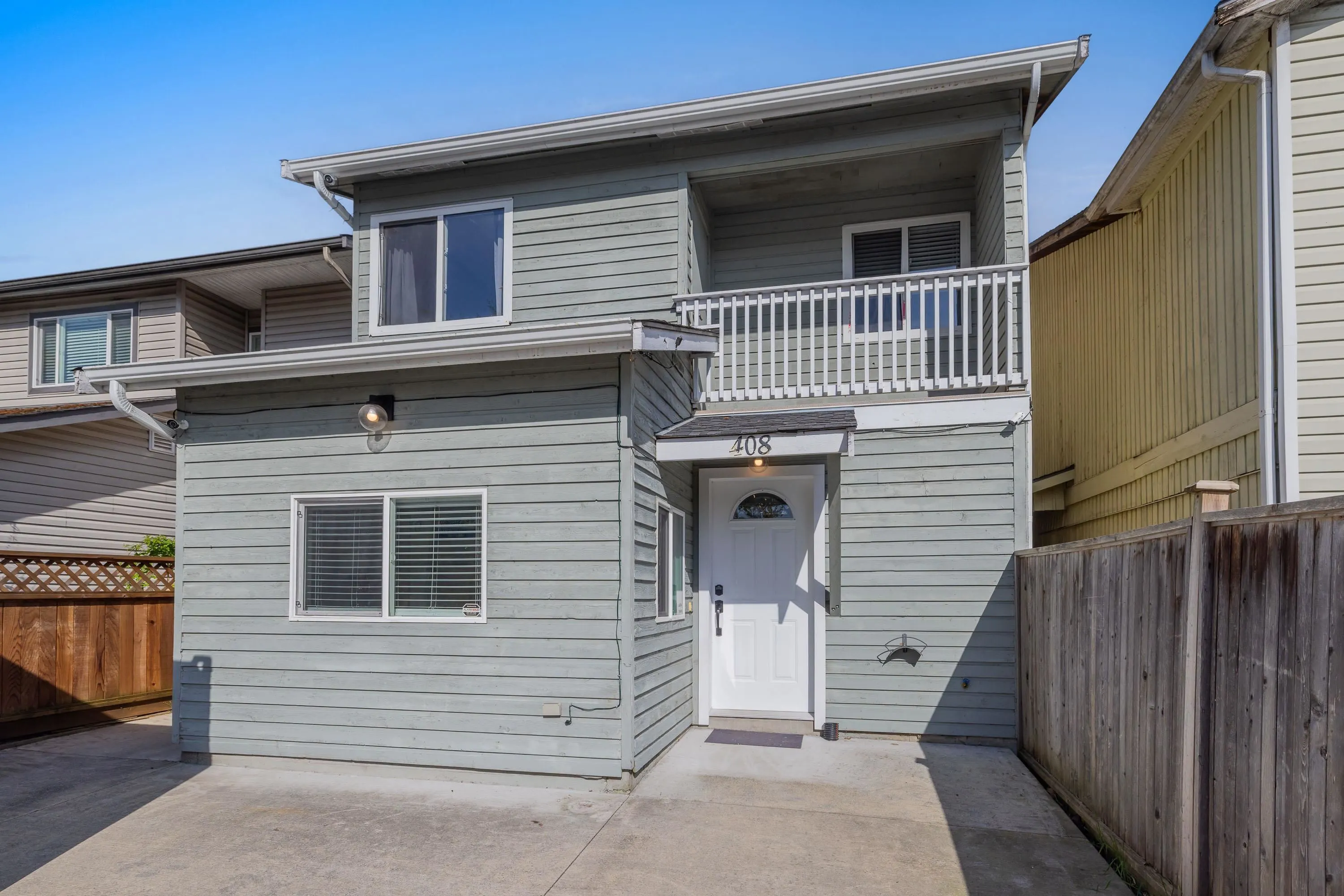 408 Bruneau Place