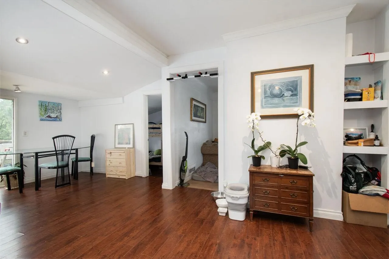 341 W 19th Street