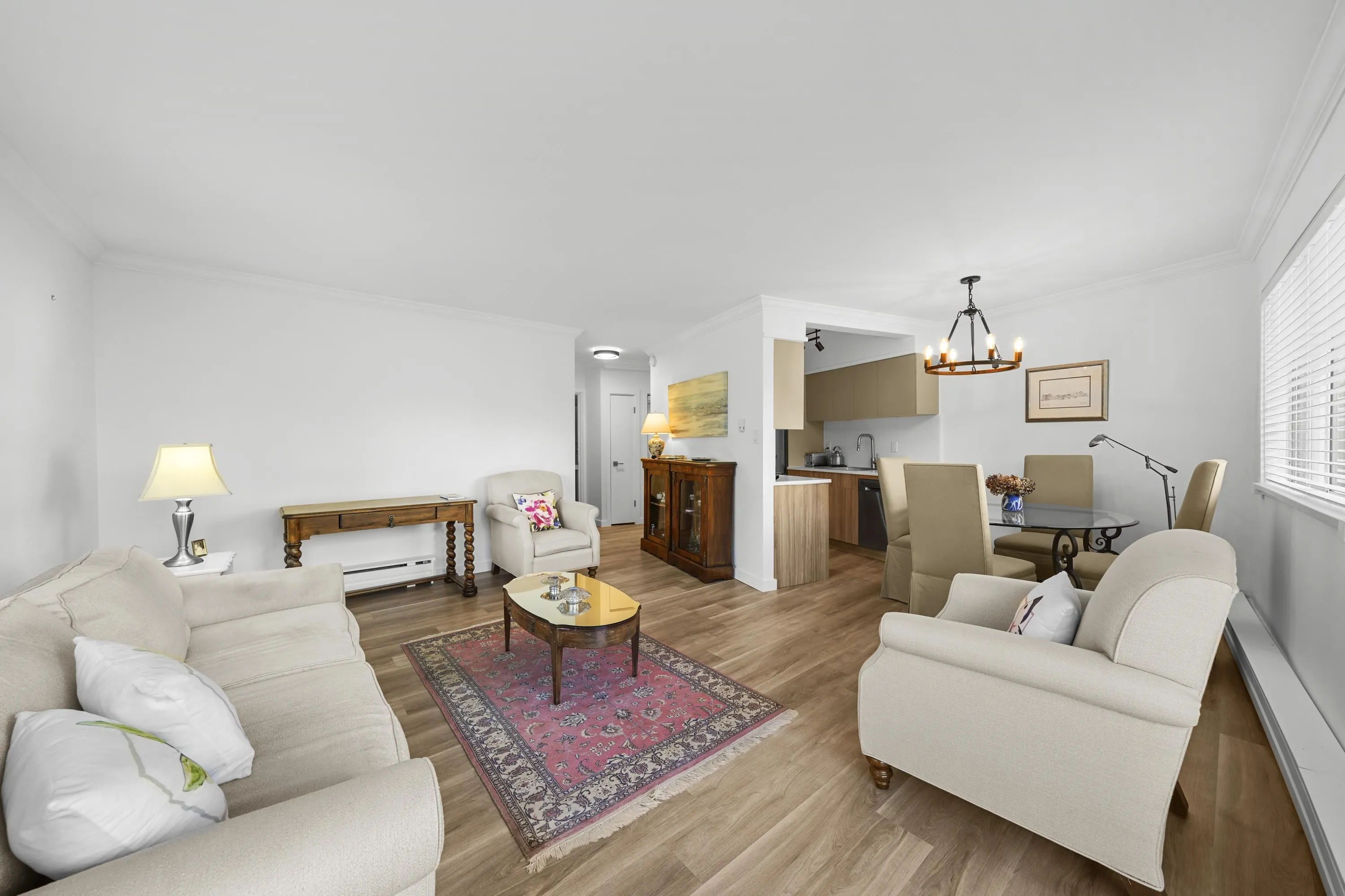 605 1930 Marine Drive