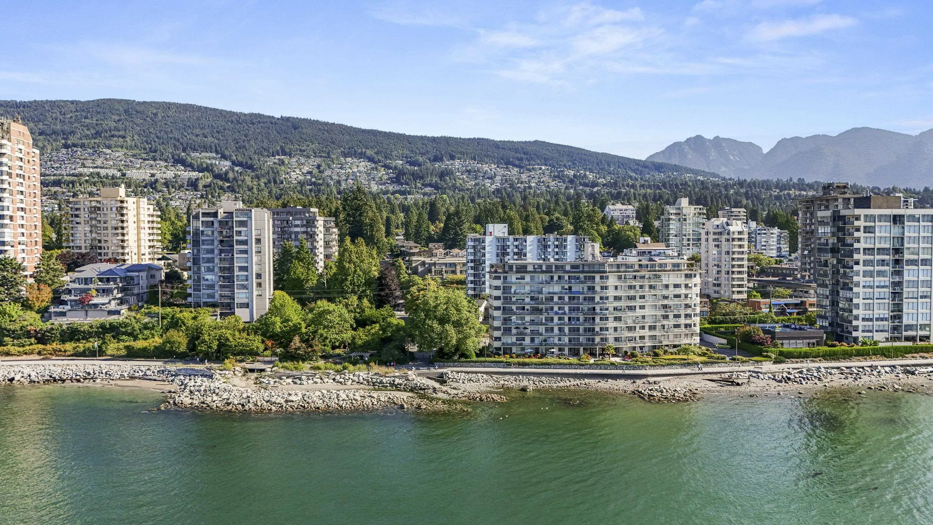 605 1930 Marine Drive