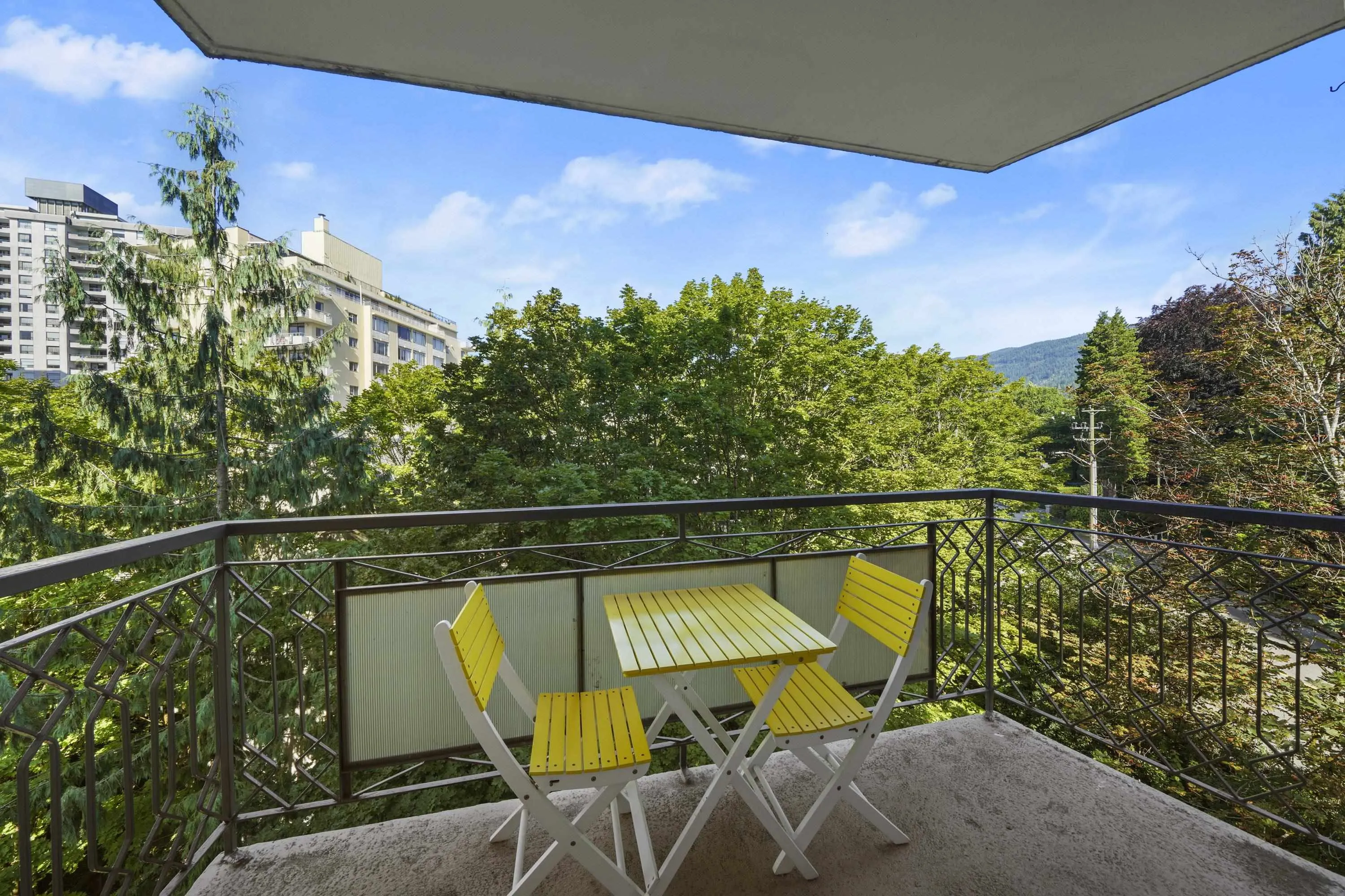 605 1930 Marine Drive