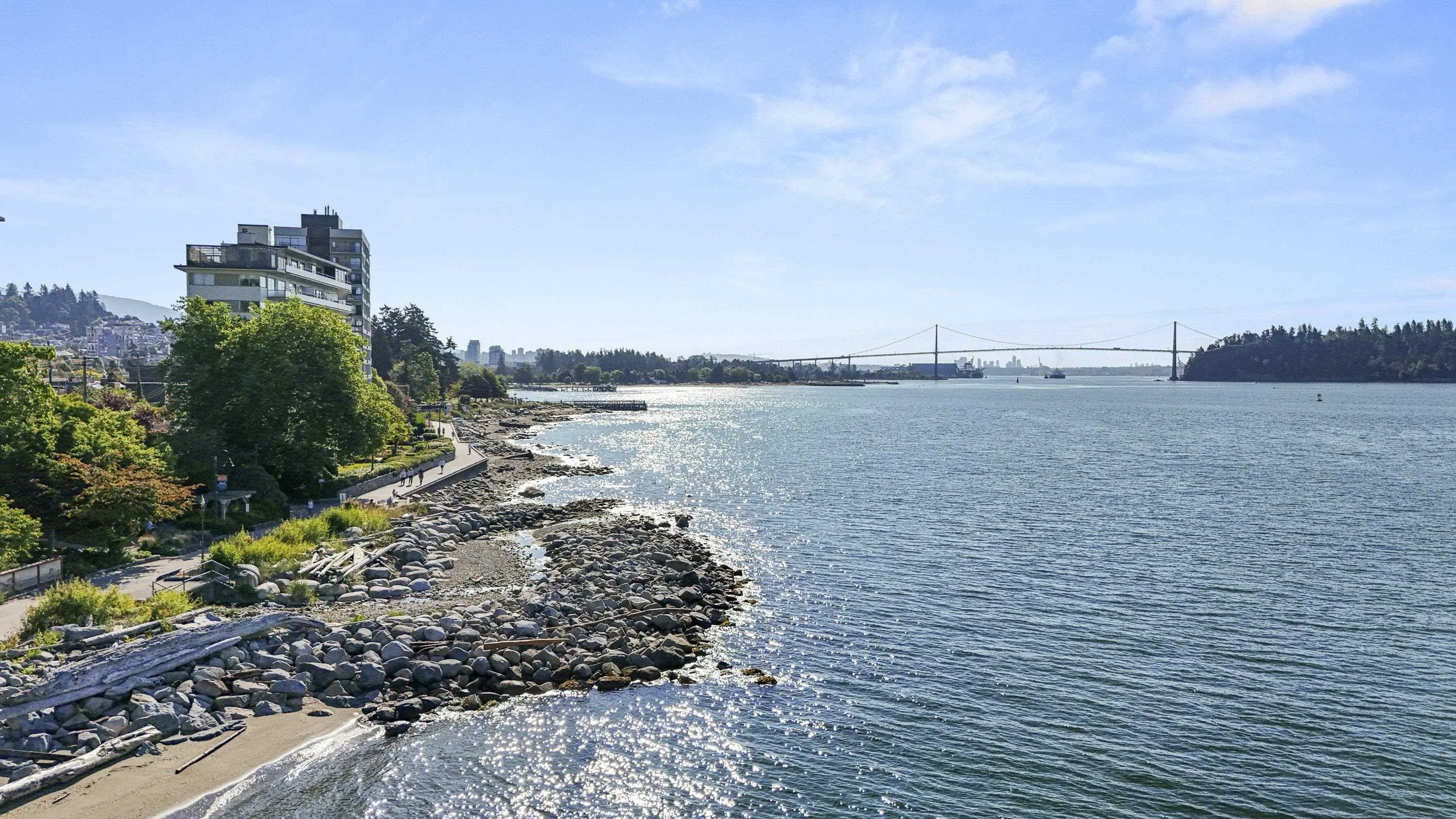605 1930 Marine Drive