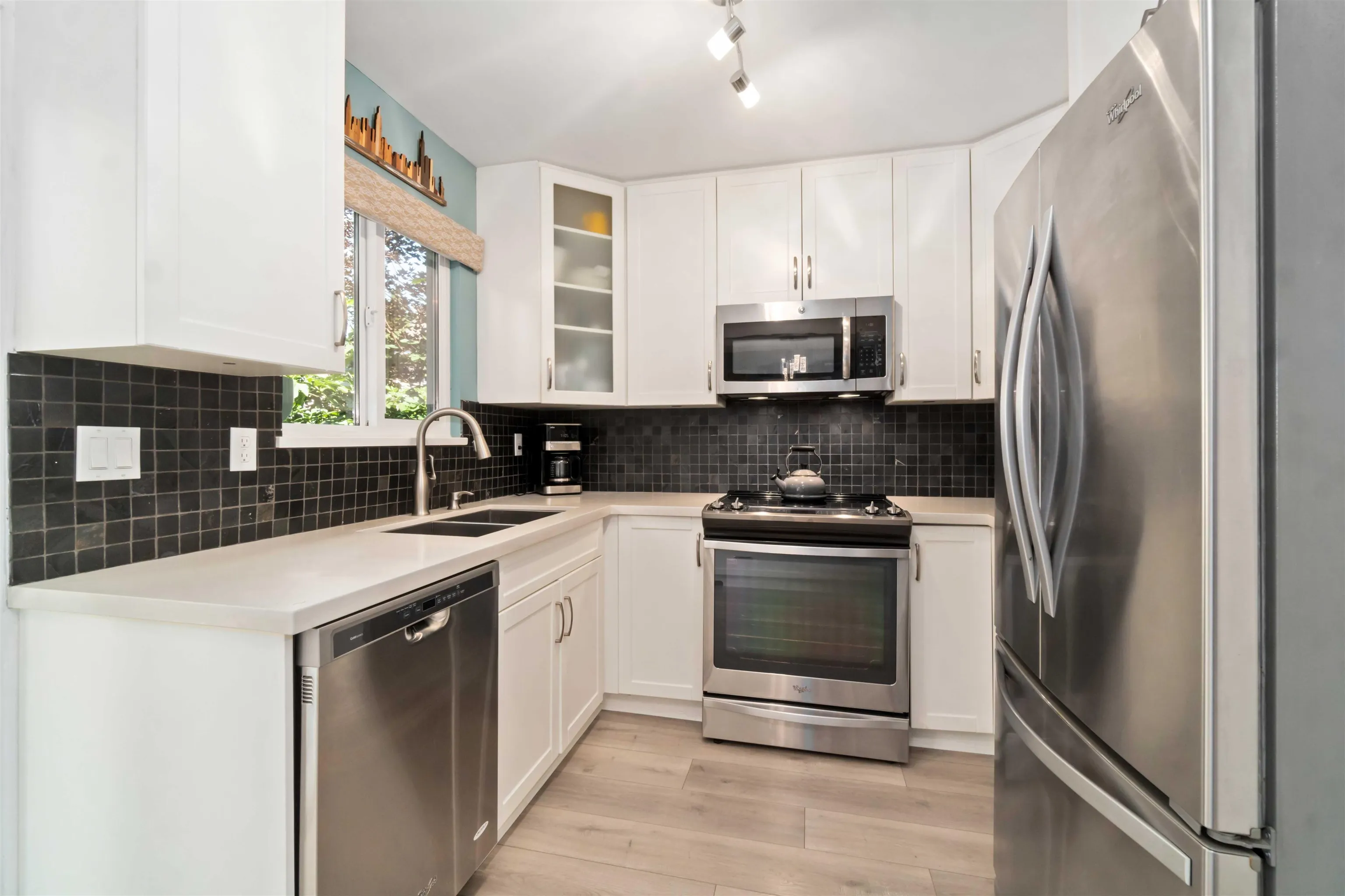 34 2986 Coast Meridian Road