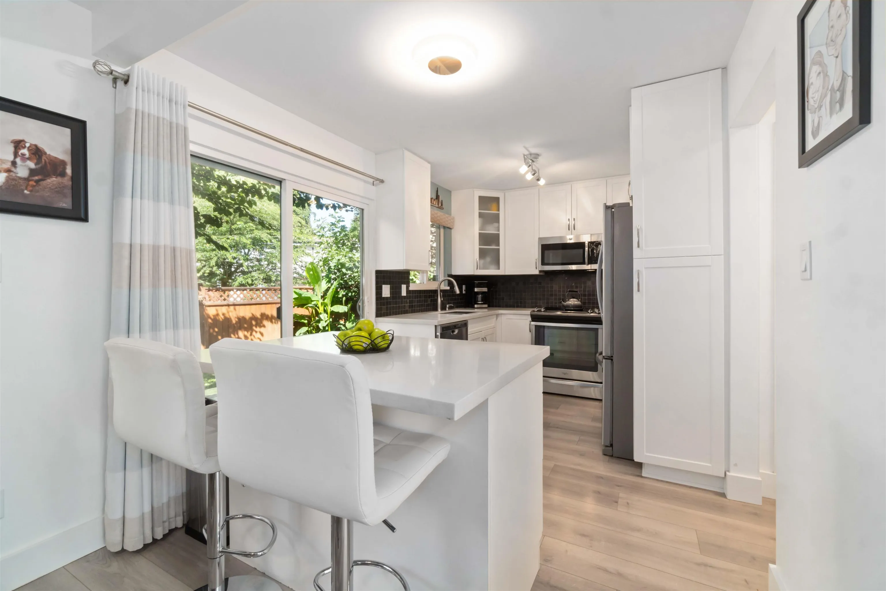 34 2986 Coast Meridian Road