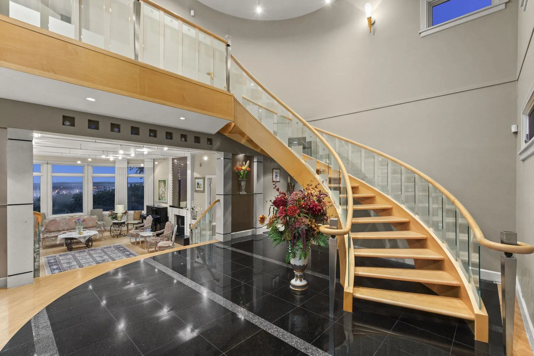 1128 Crestline Road