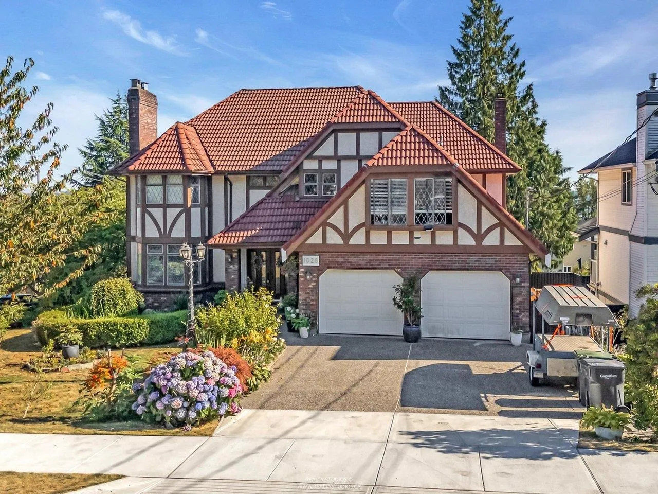 1028 Dansey Avenue