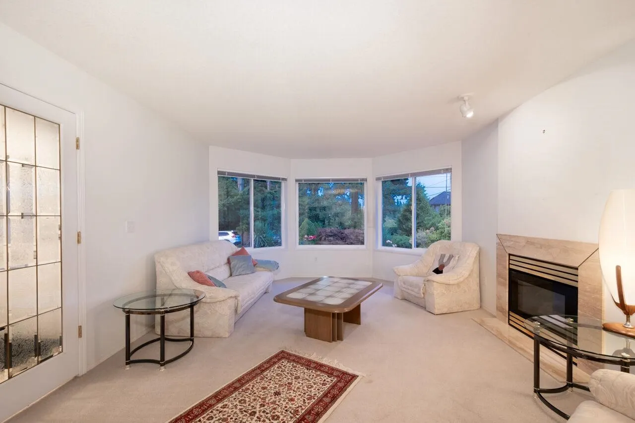 937 Westmount Drive