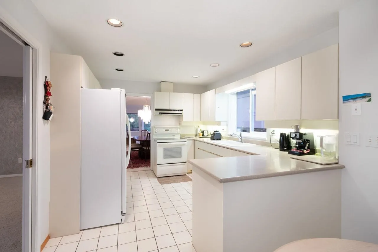 937 Westmount Drive