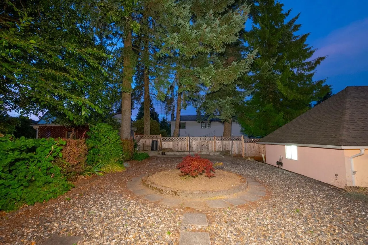 937 Westmount Drive