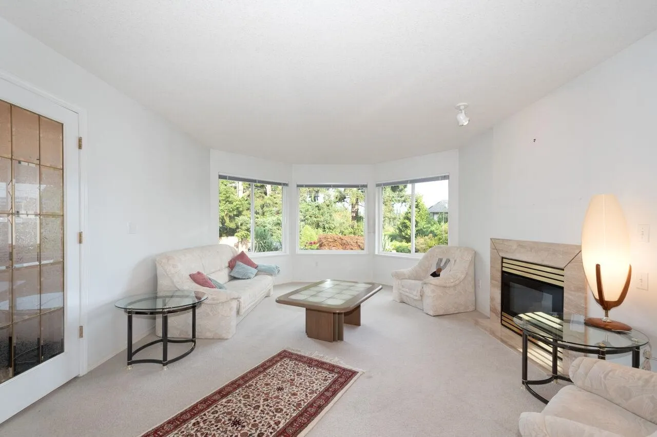 937 Westmount Drive