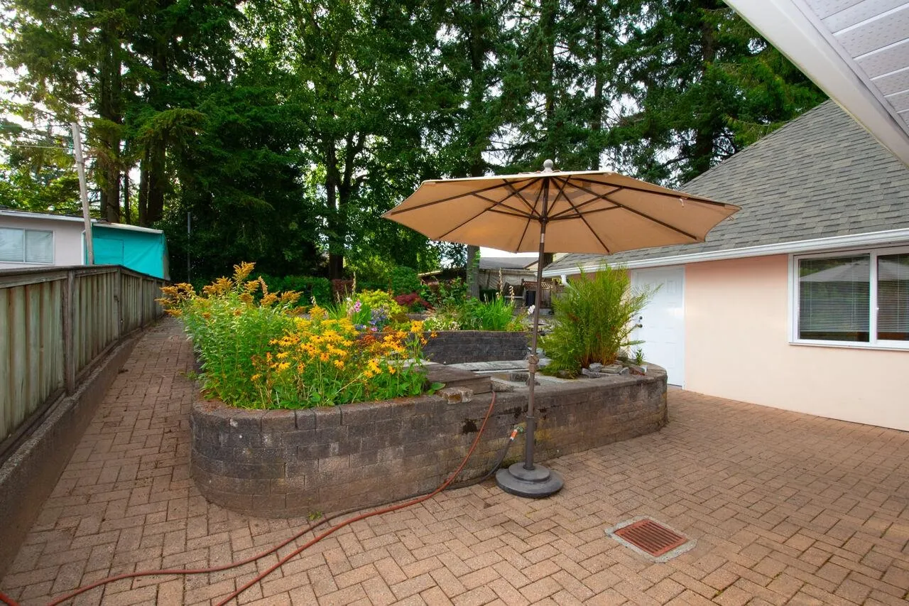 937 Westmount Drive