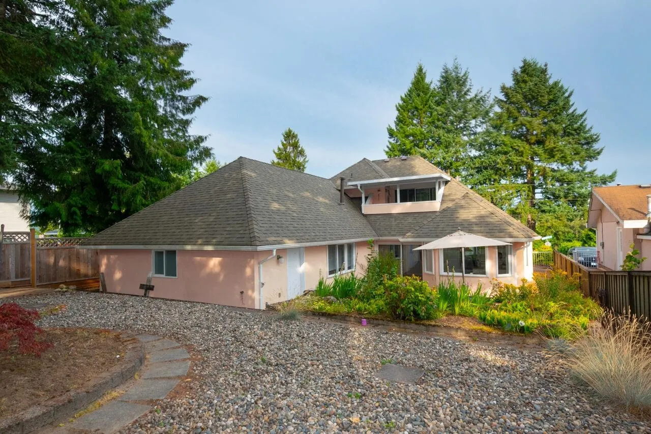 937 Westmount Drive