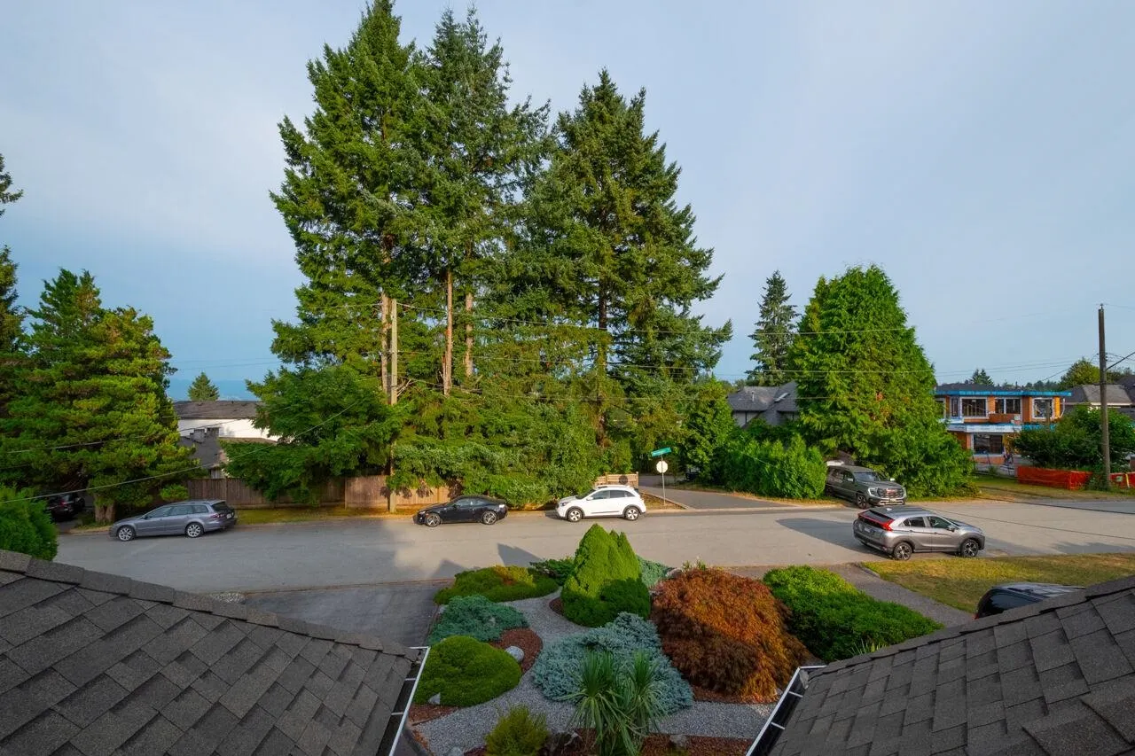 937 Westmount Drive