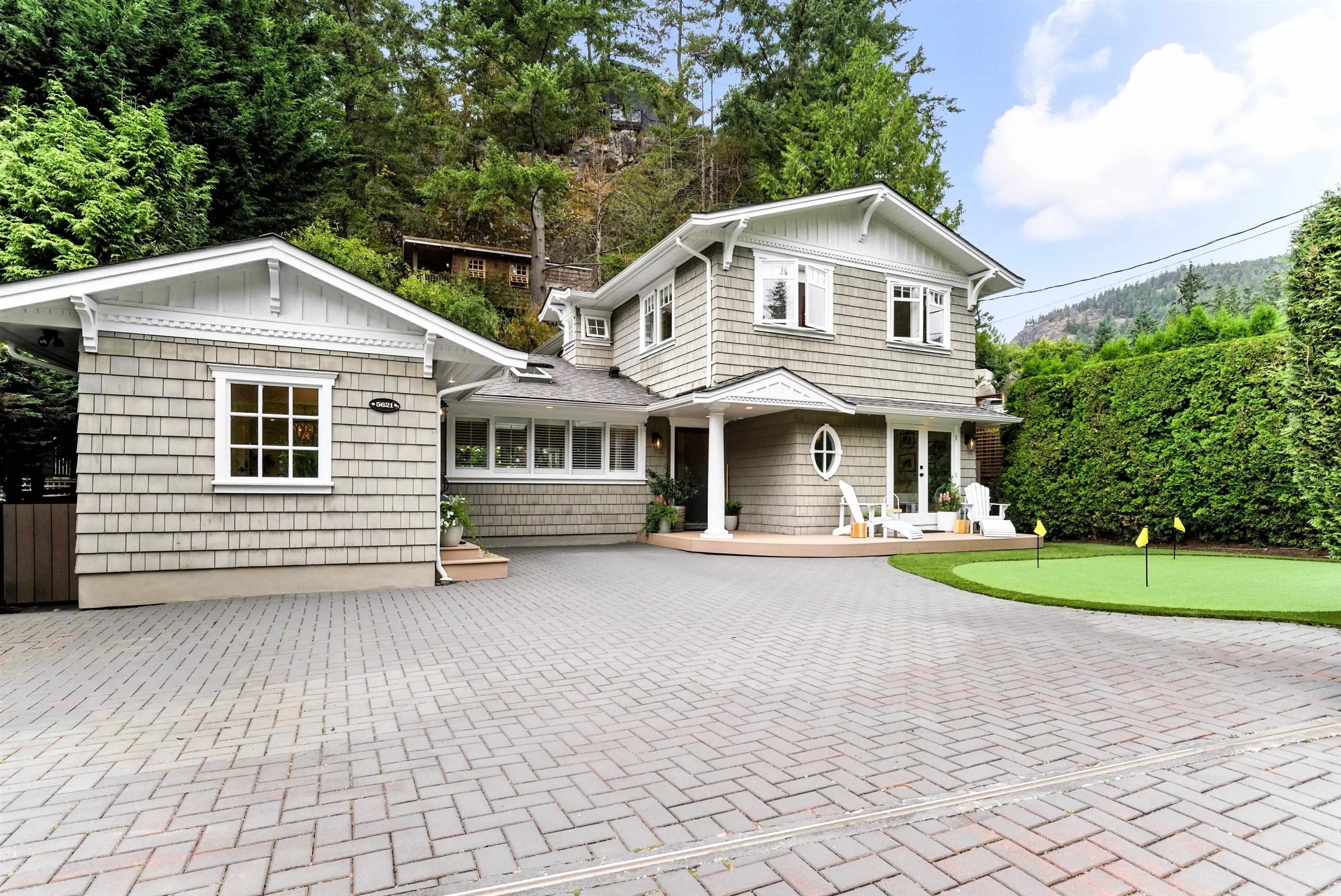 5621 Eagle Harbour Road