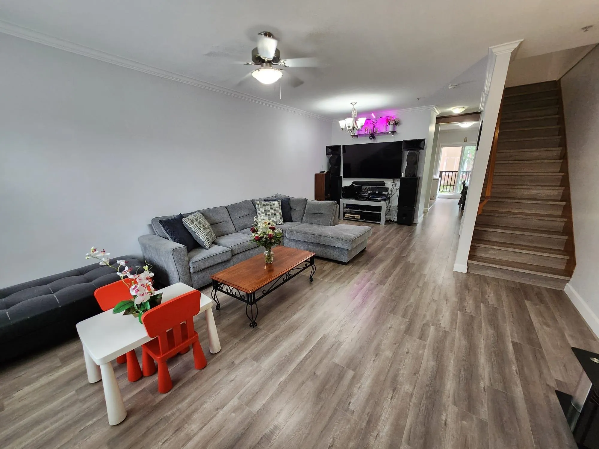 46 8633 159 Street