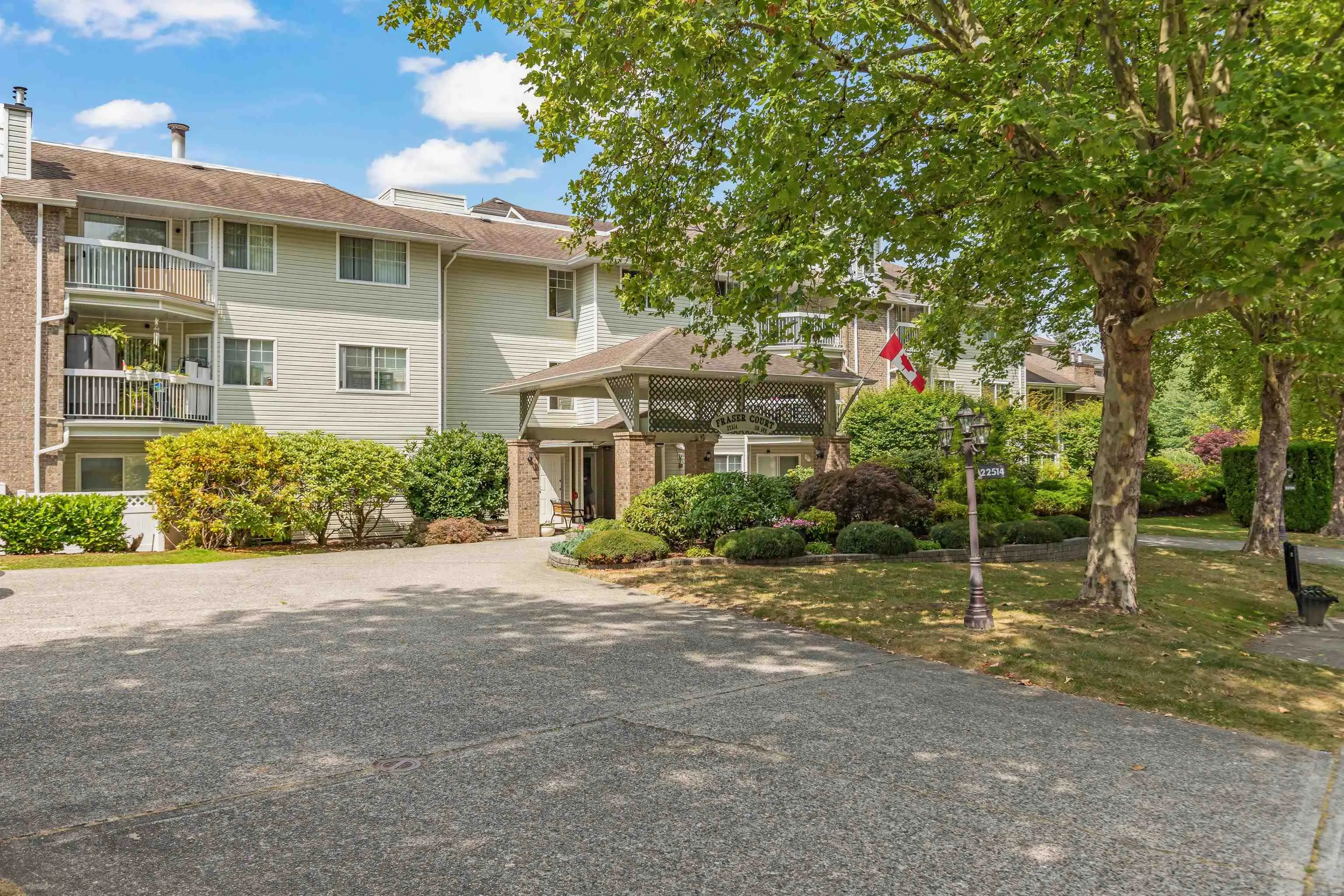 111 22514 116 Avenue