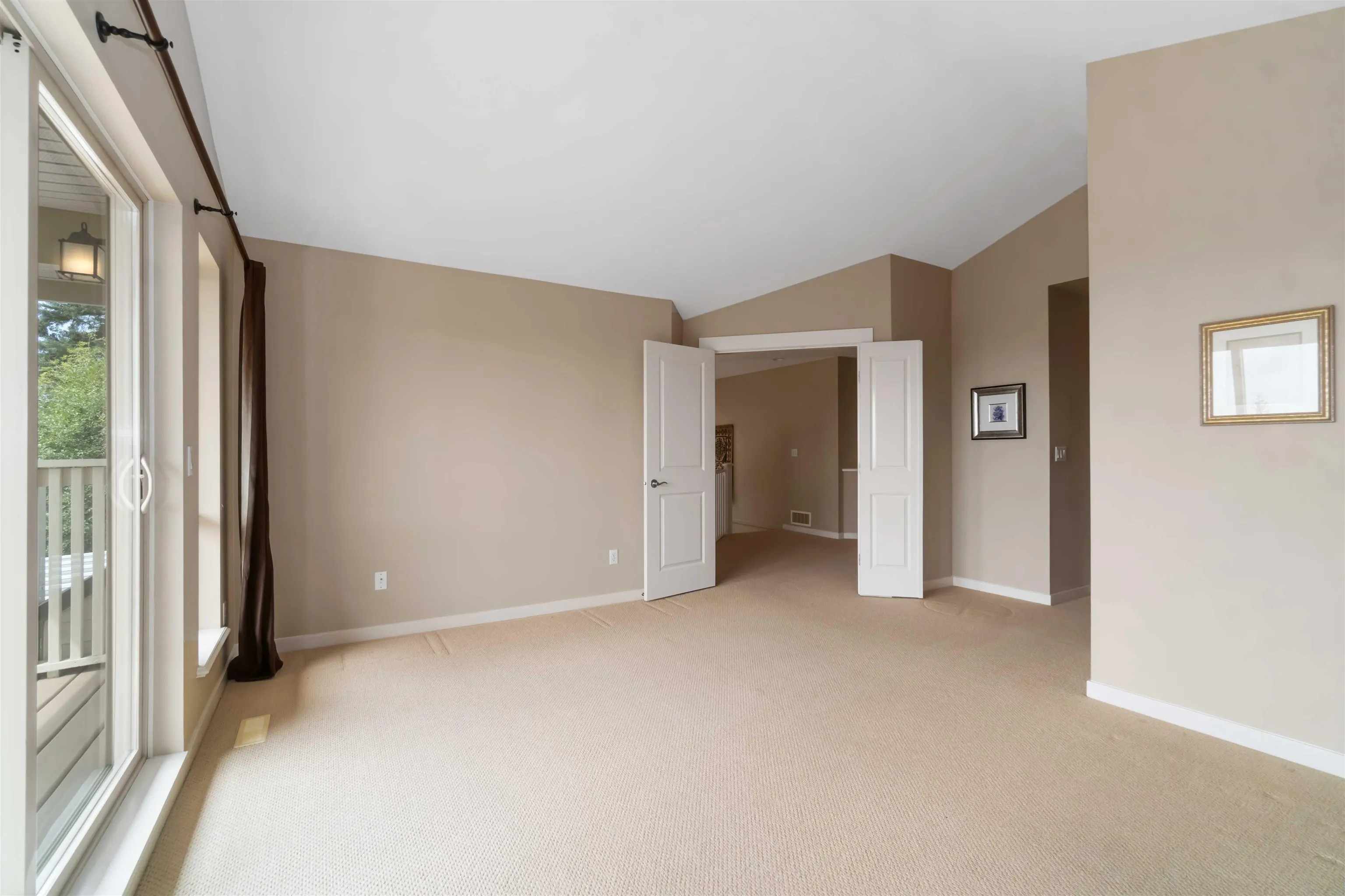 30 Hickory Drive