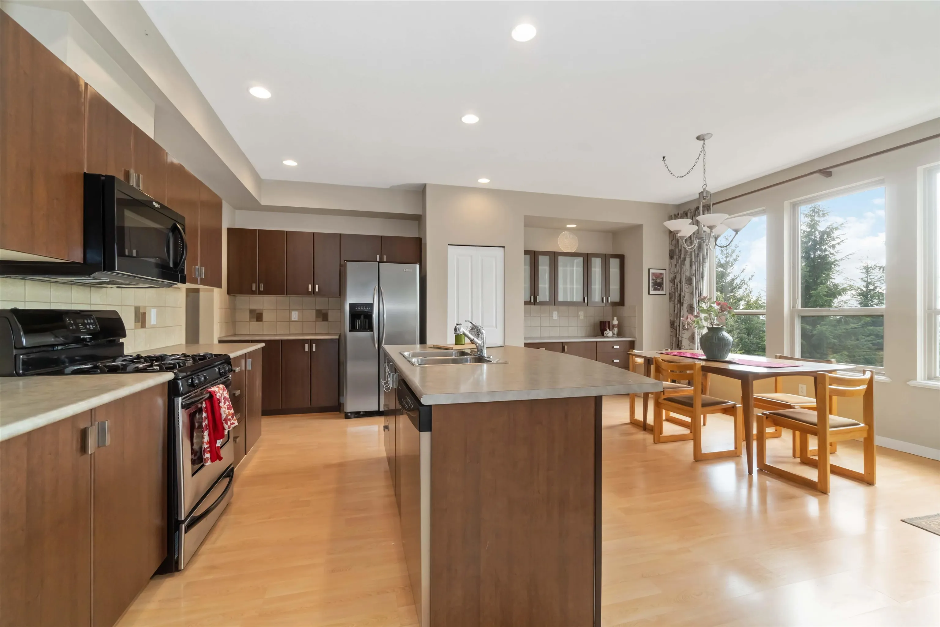 30 Hickory Drive