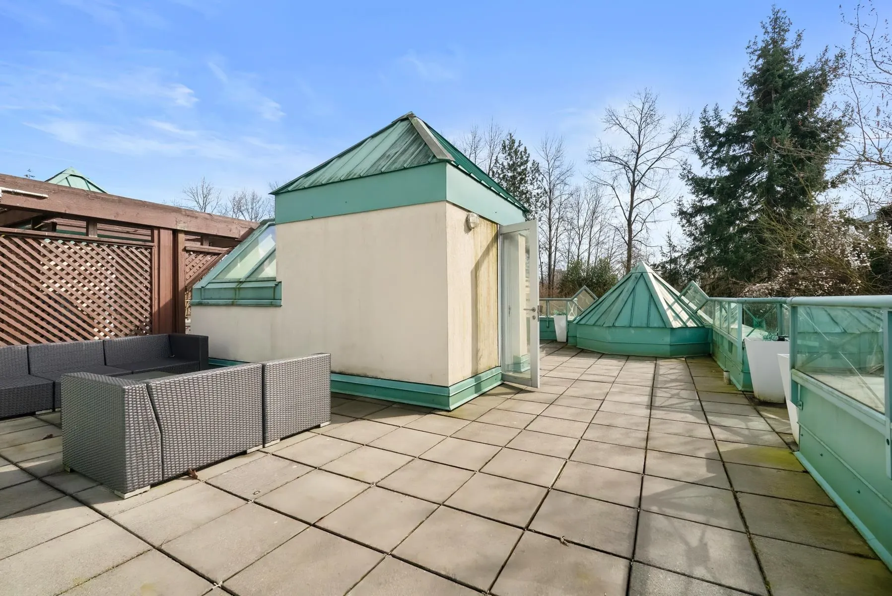 348 Taylor Way