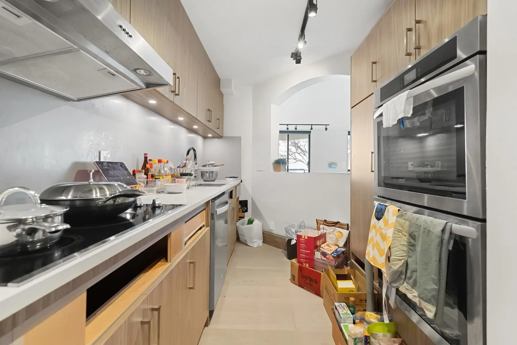 3D 328 Taylor Way