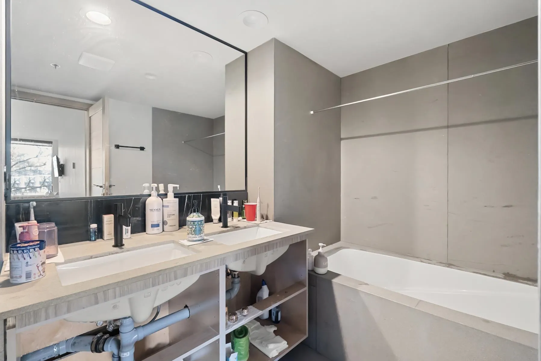 3D 328 Taylor Way