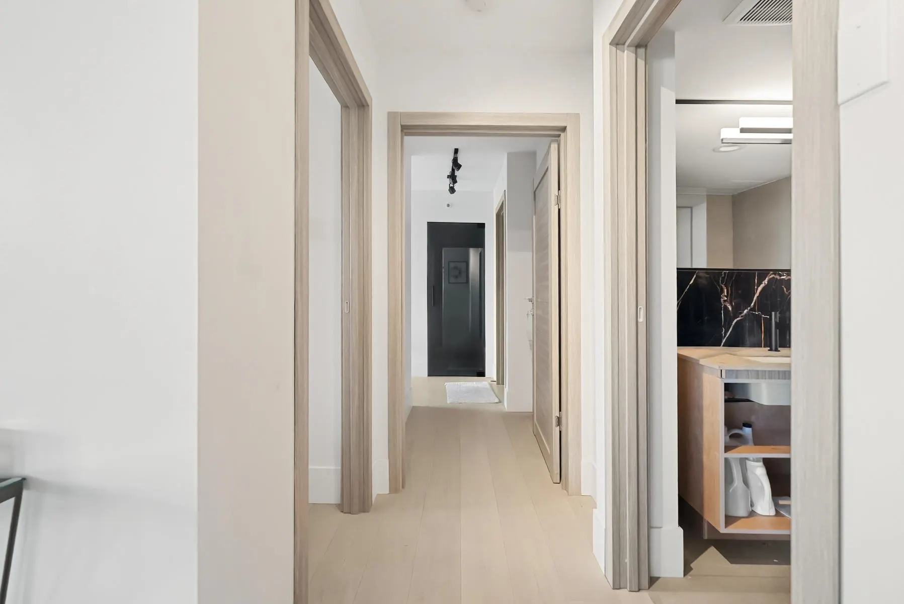 3D 328 Taylor Way