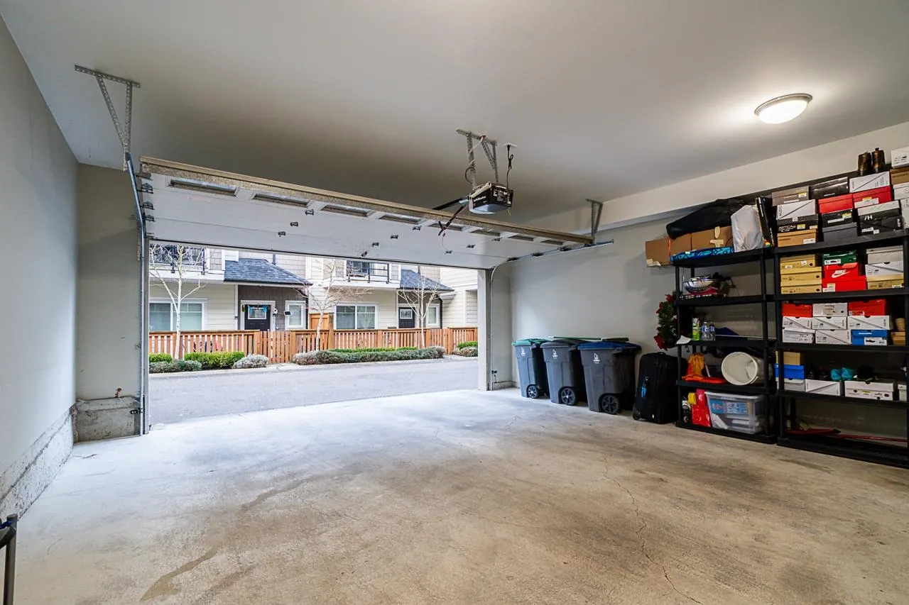 4 14285 64 Avenue
