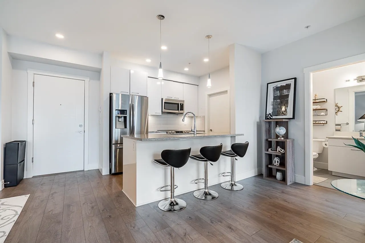405 5485 Brydon Crescent