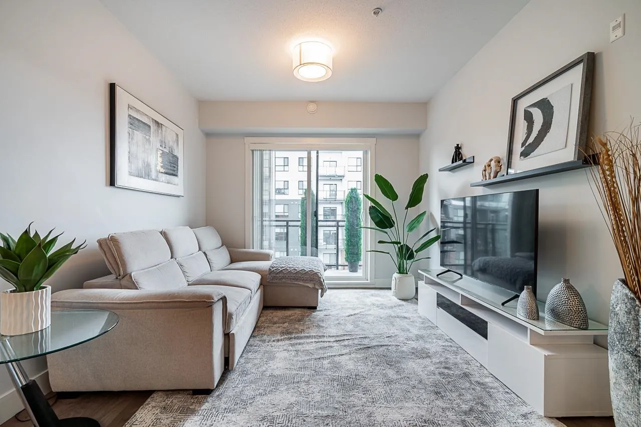 405 5485 Brydon Crescent