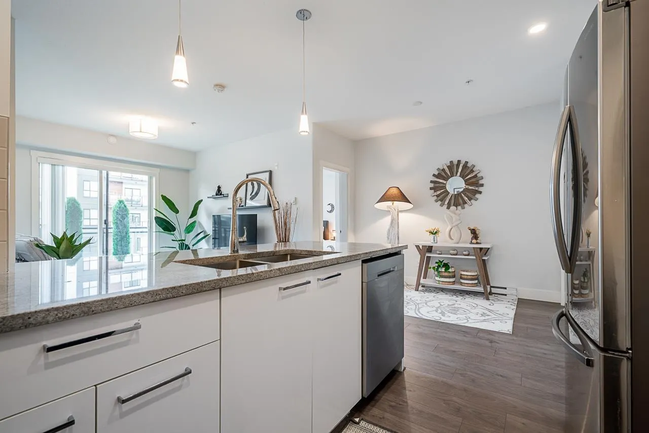 405 5485 Brydon Crescent