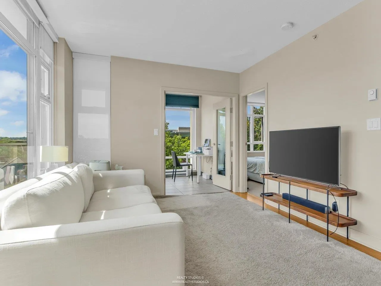 515 2268 W Broadway