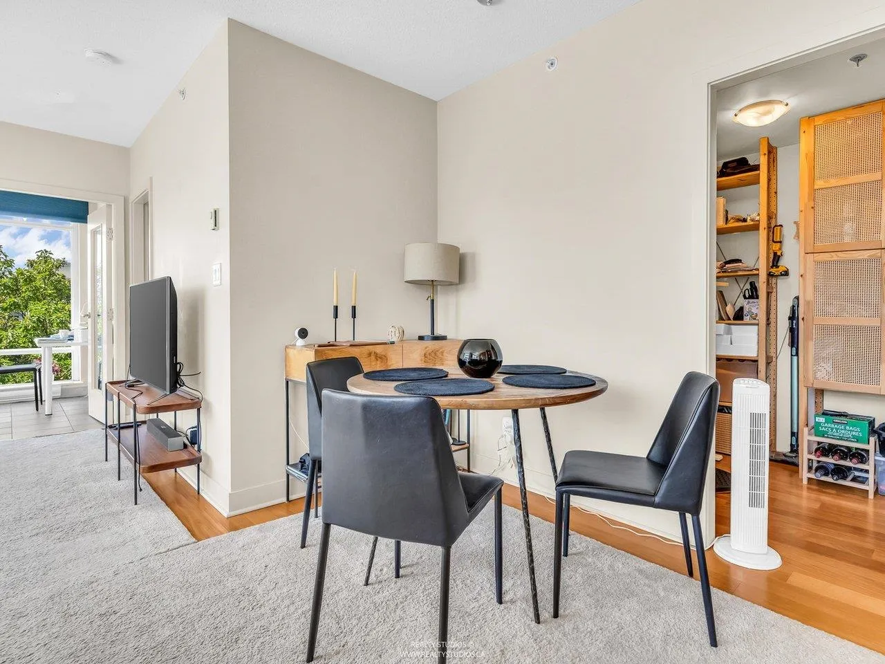 515 2268 W Broadway