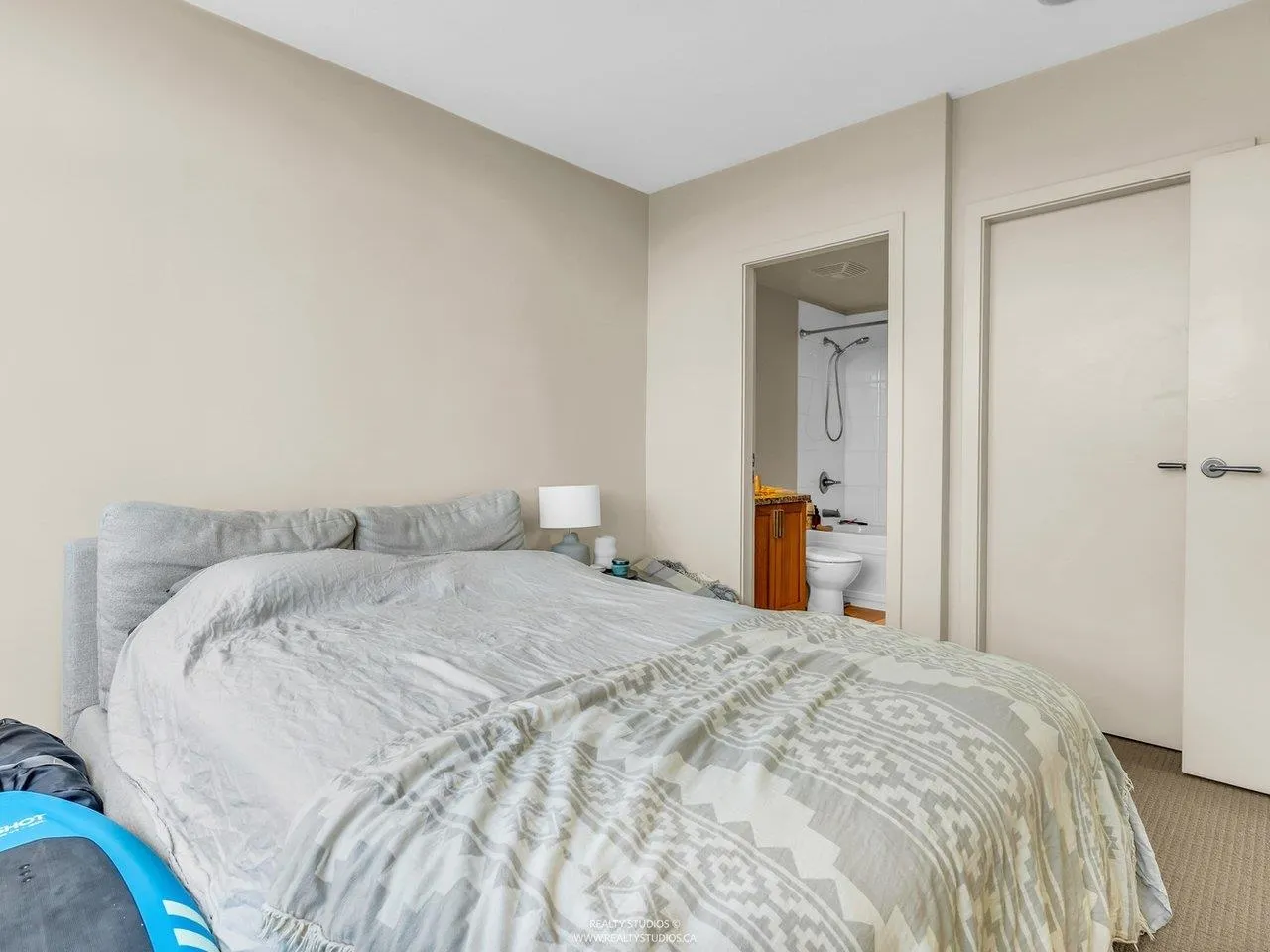 515 2268 W Broadway
