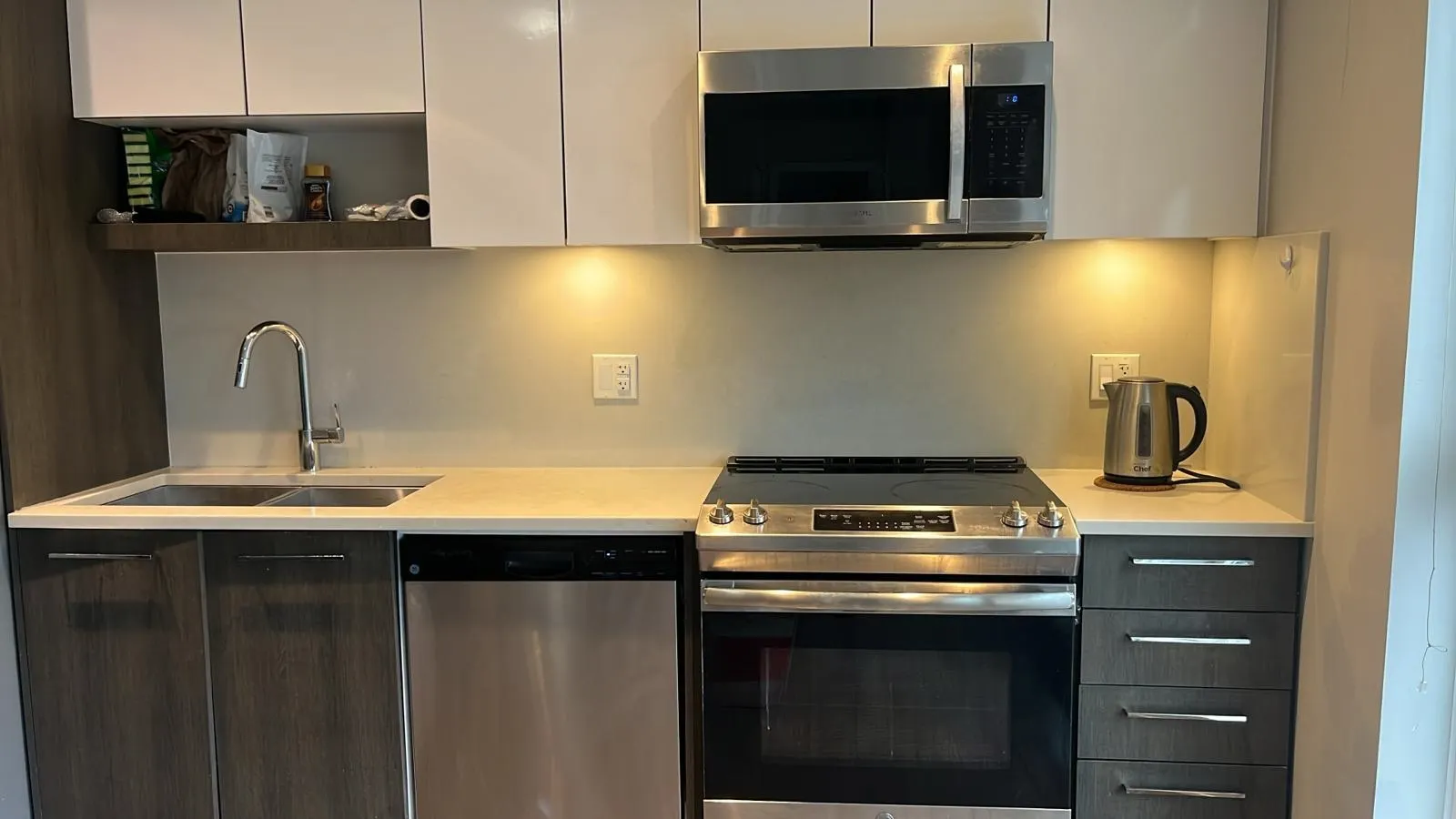 405 13768 108 Avenue