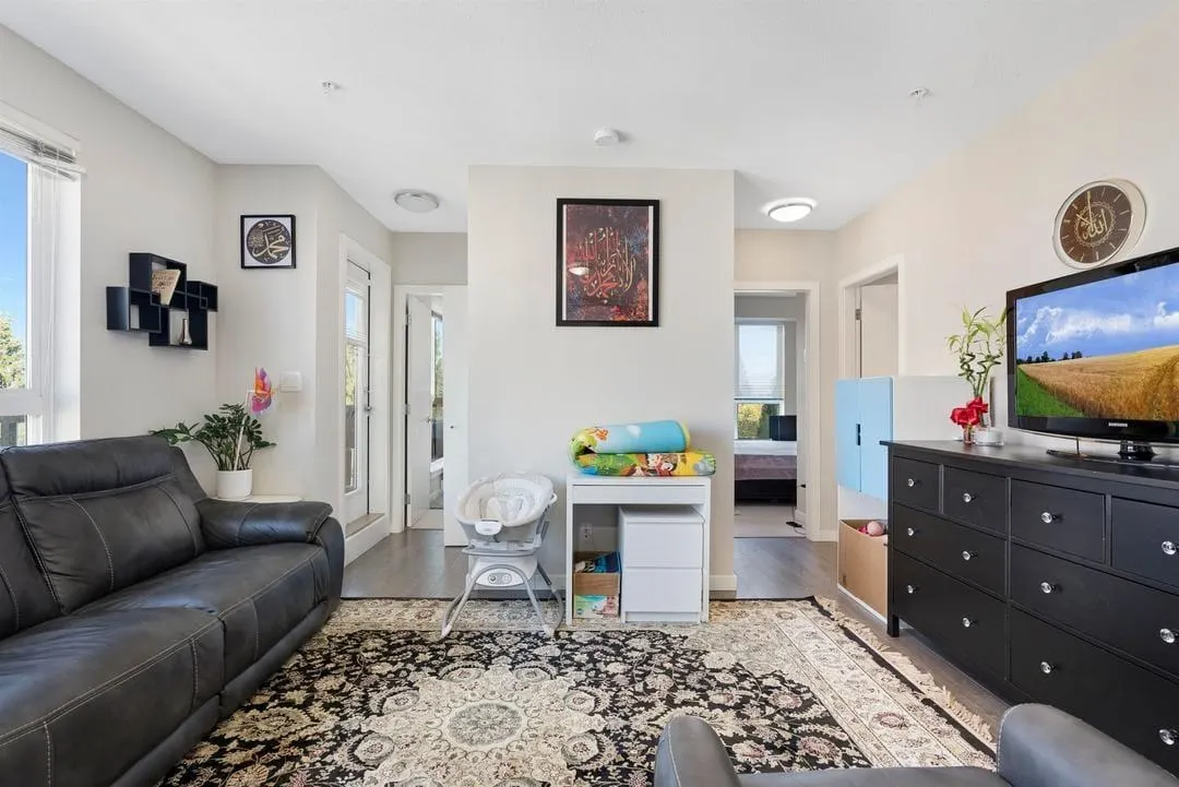 405 13768 108 Avenue