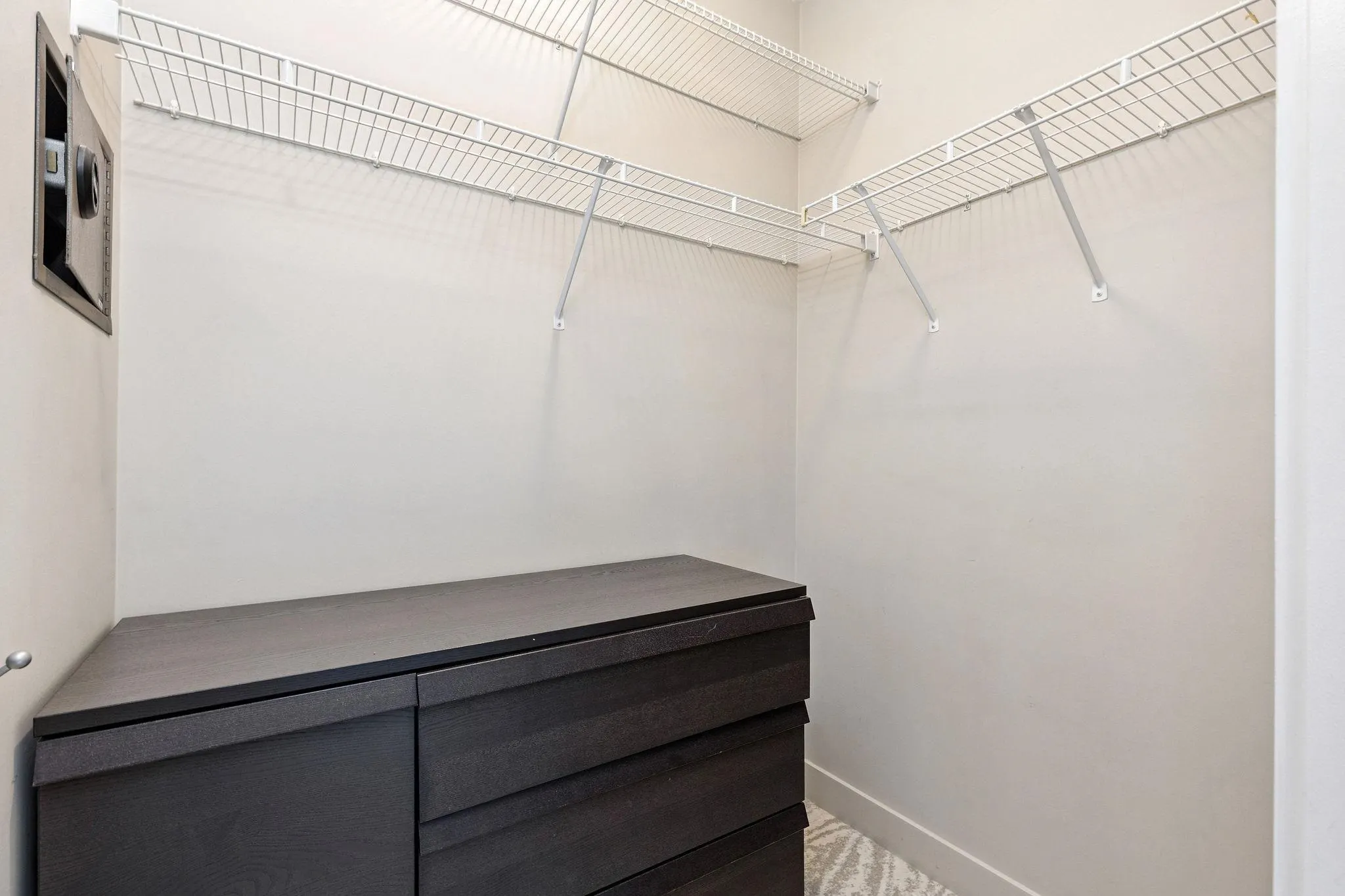 619 2268 W Broadway