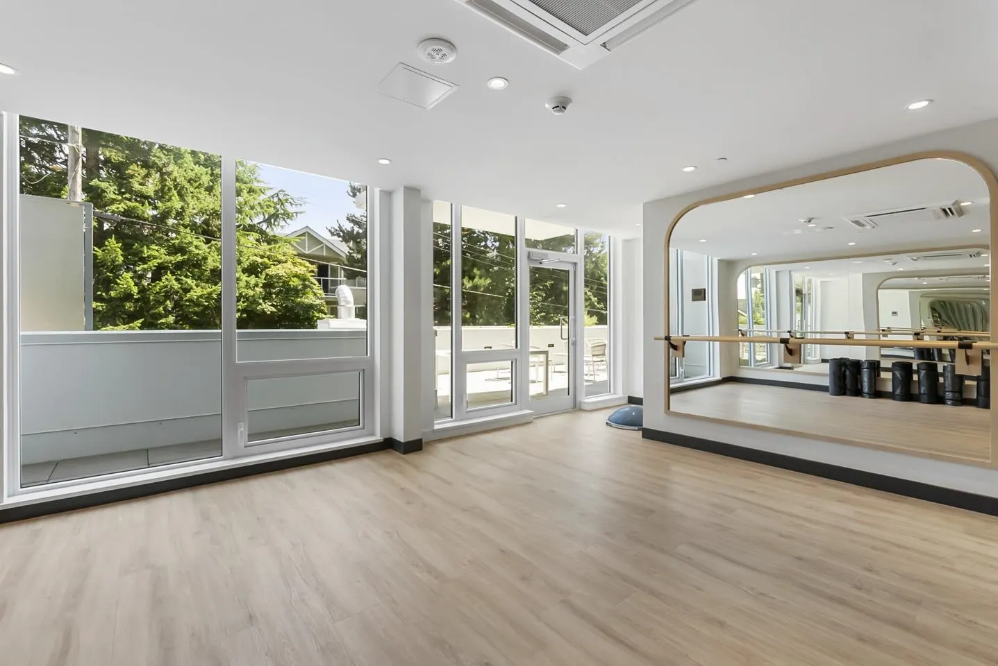 601 1342 Johnston Road