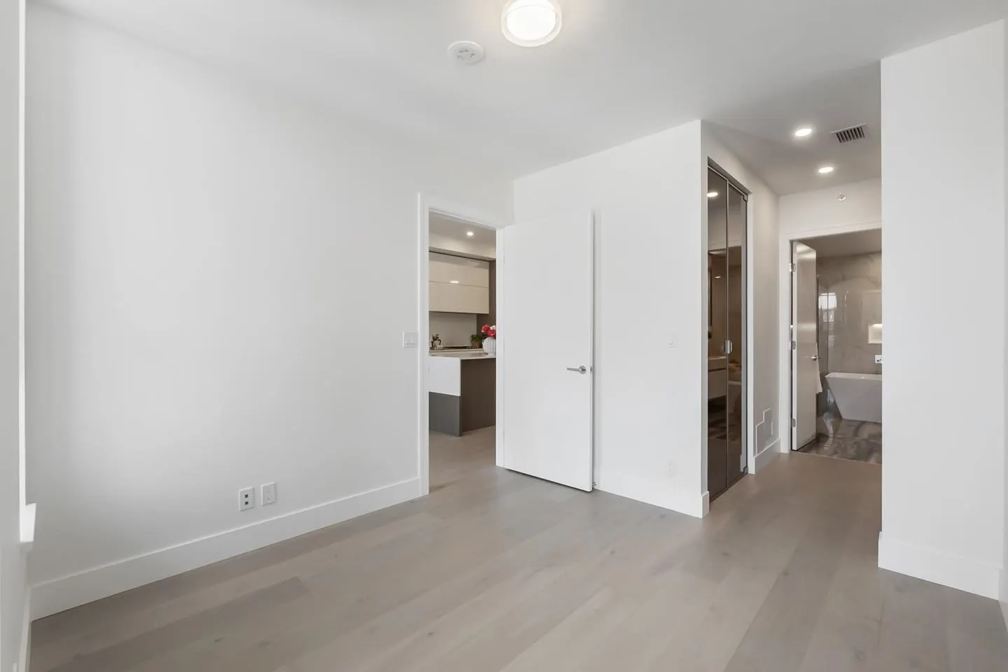 601 1342 Johnston Road
