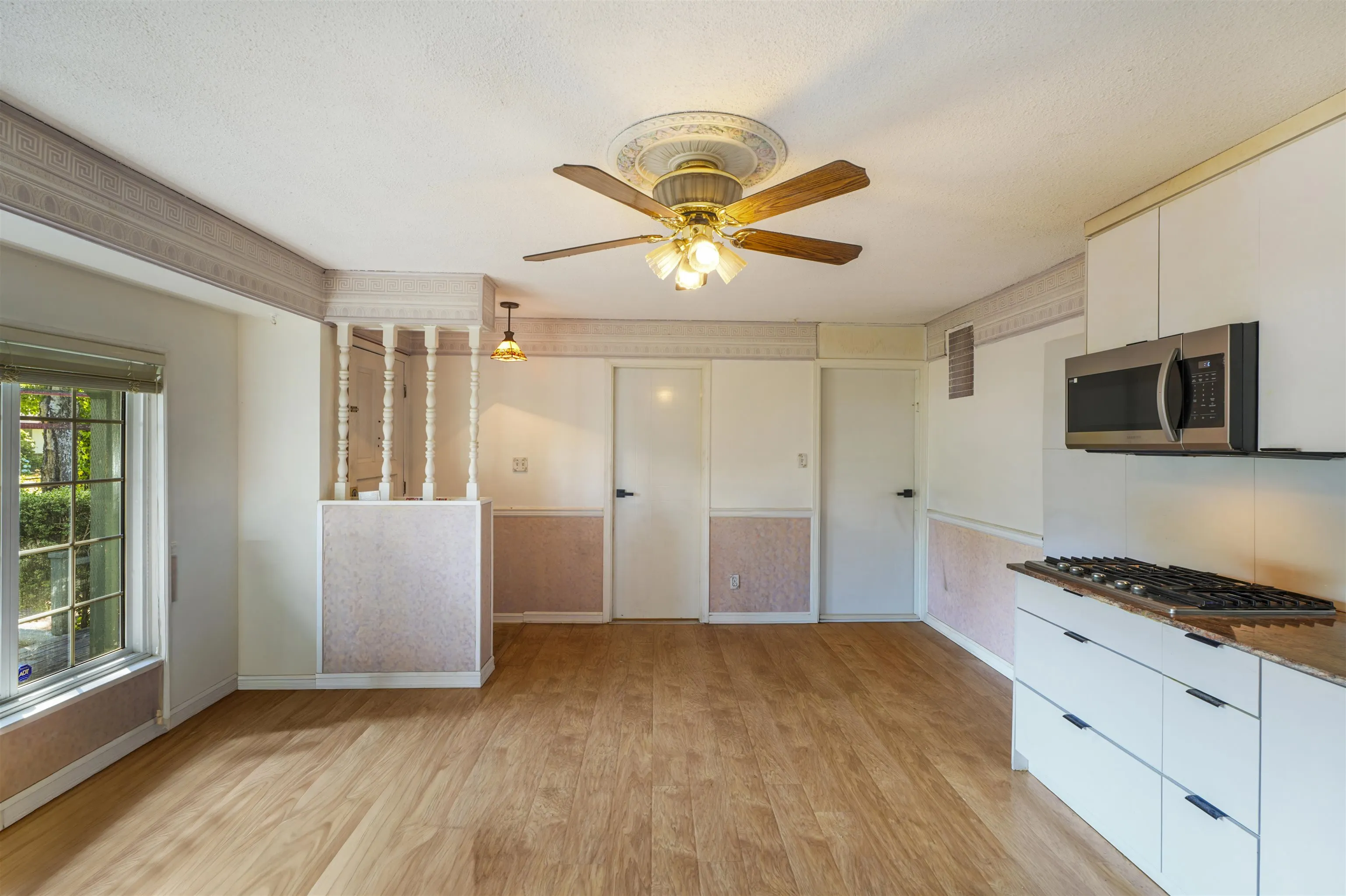 14957 Kew Drive
