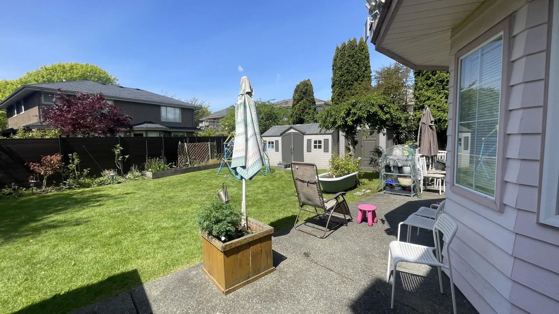 5553 Hankin Drive
