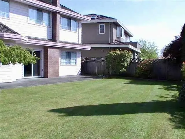 5553 Hankin Drive