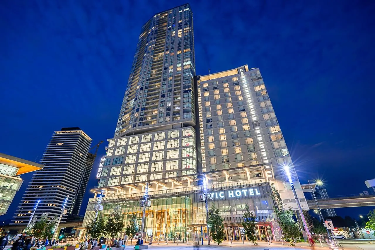 2706 13495 Central Avenue