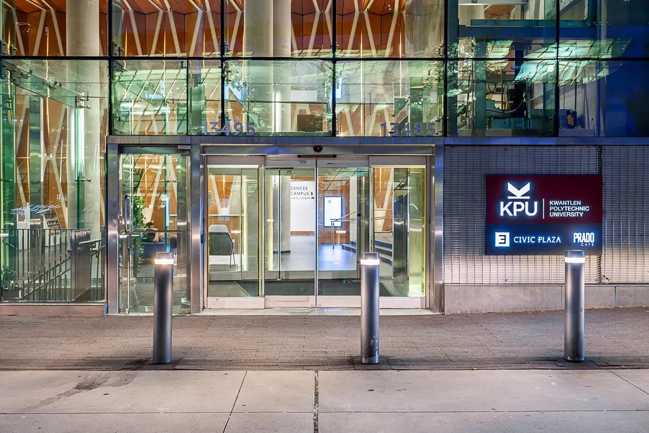 2706 13495 Central Avenue