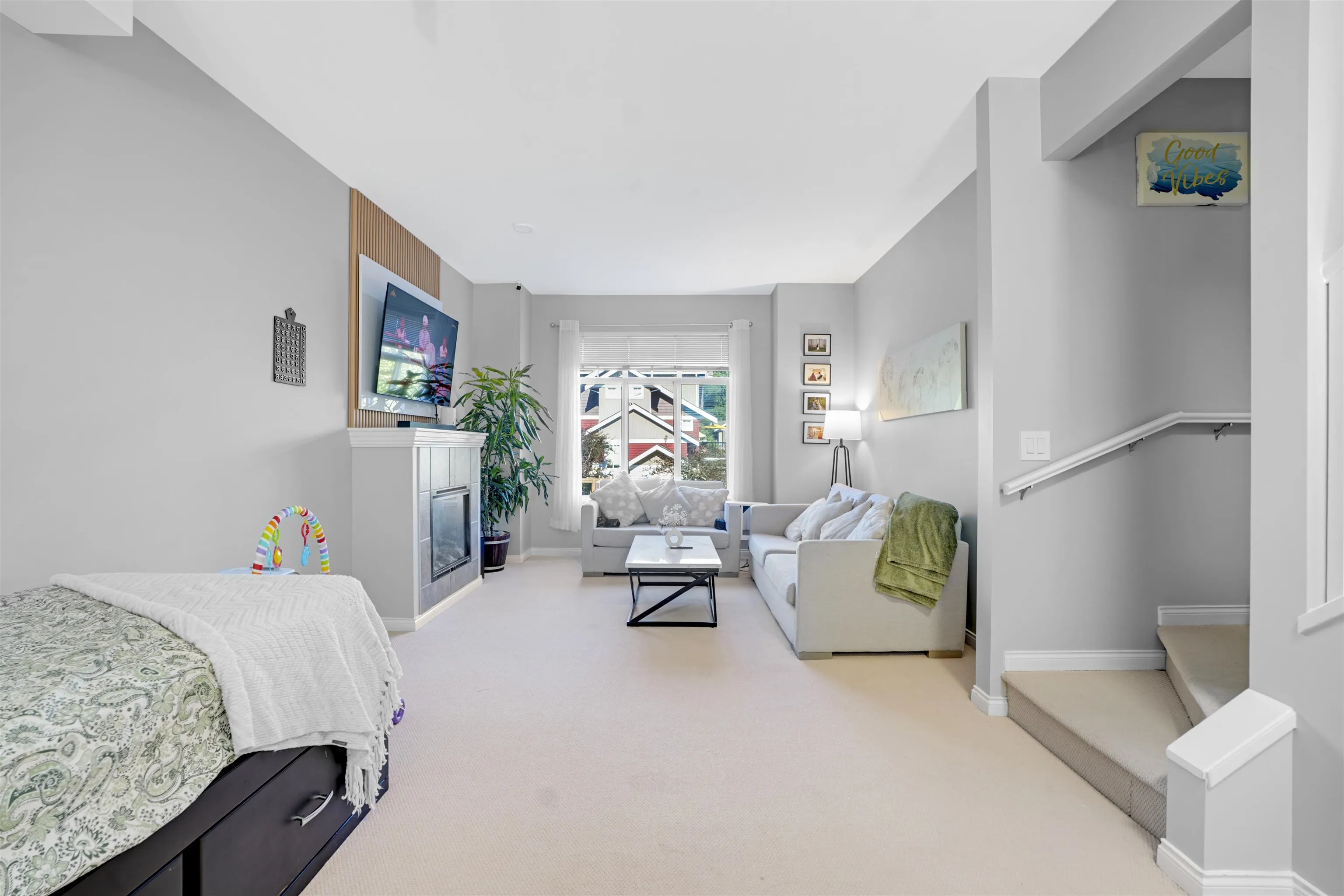 5 19455 65 Avenue