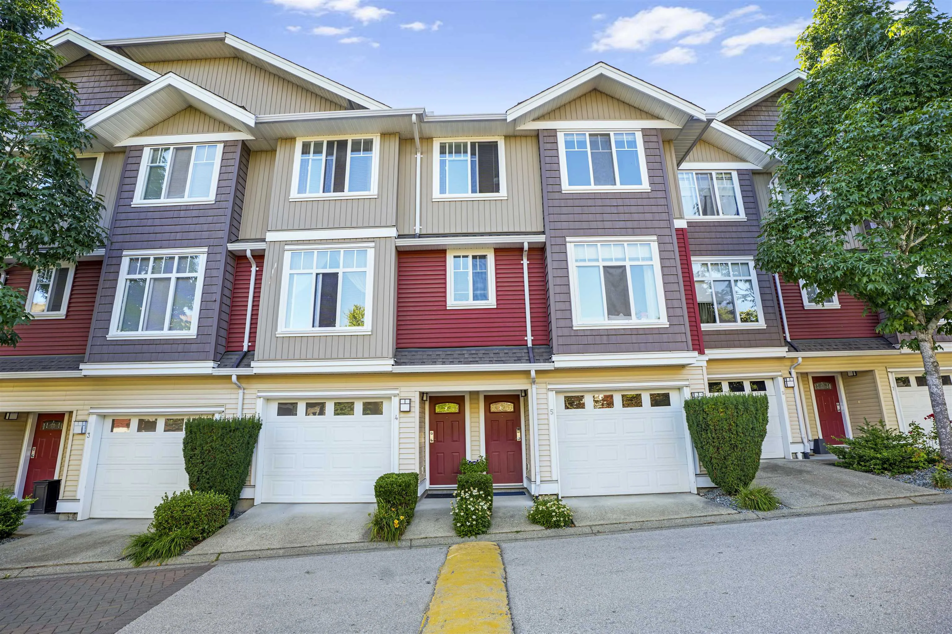 5 19455 65 Avenue