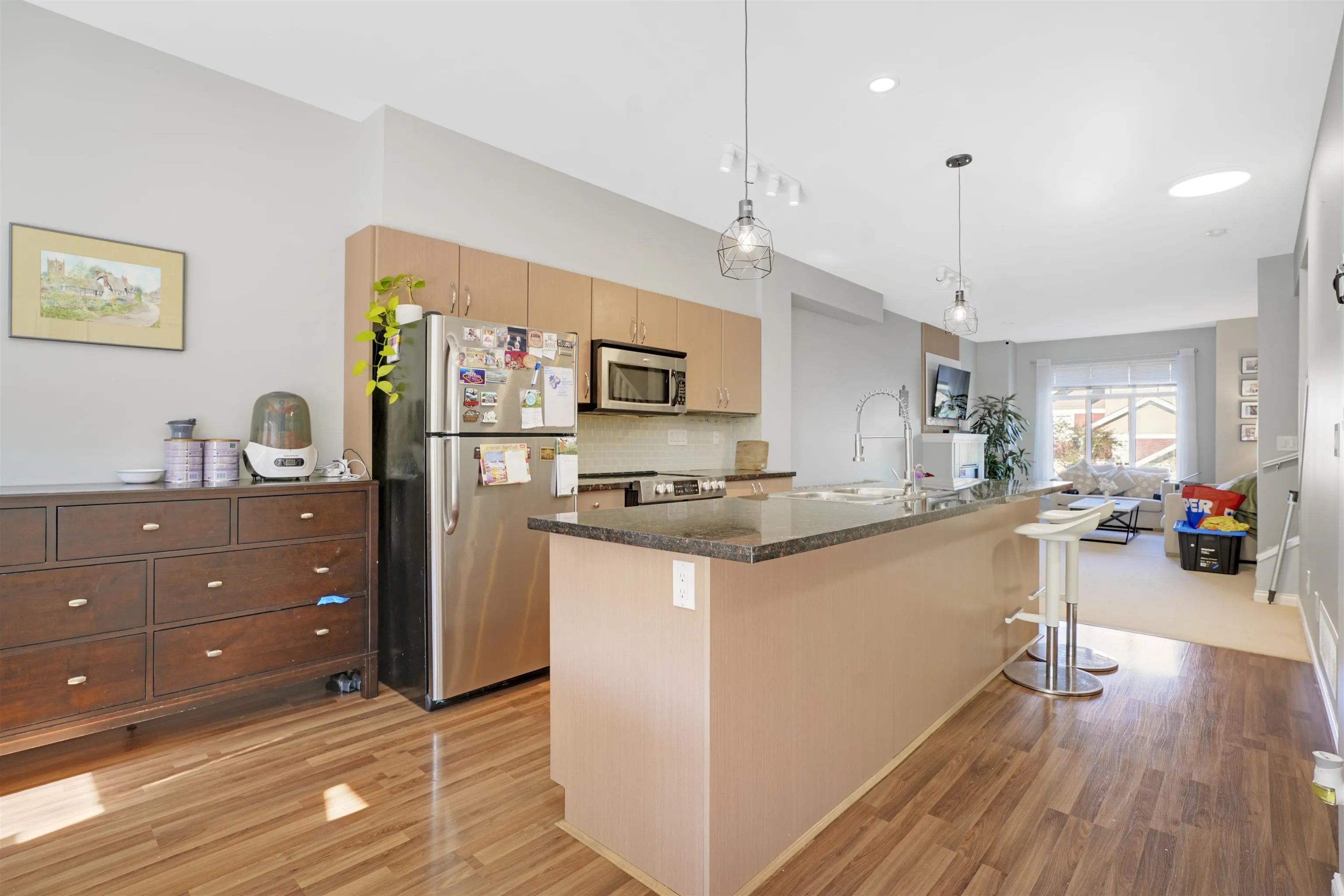5 19455 65 Avenue
