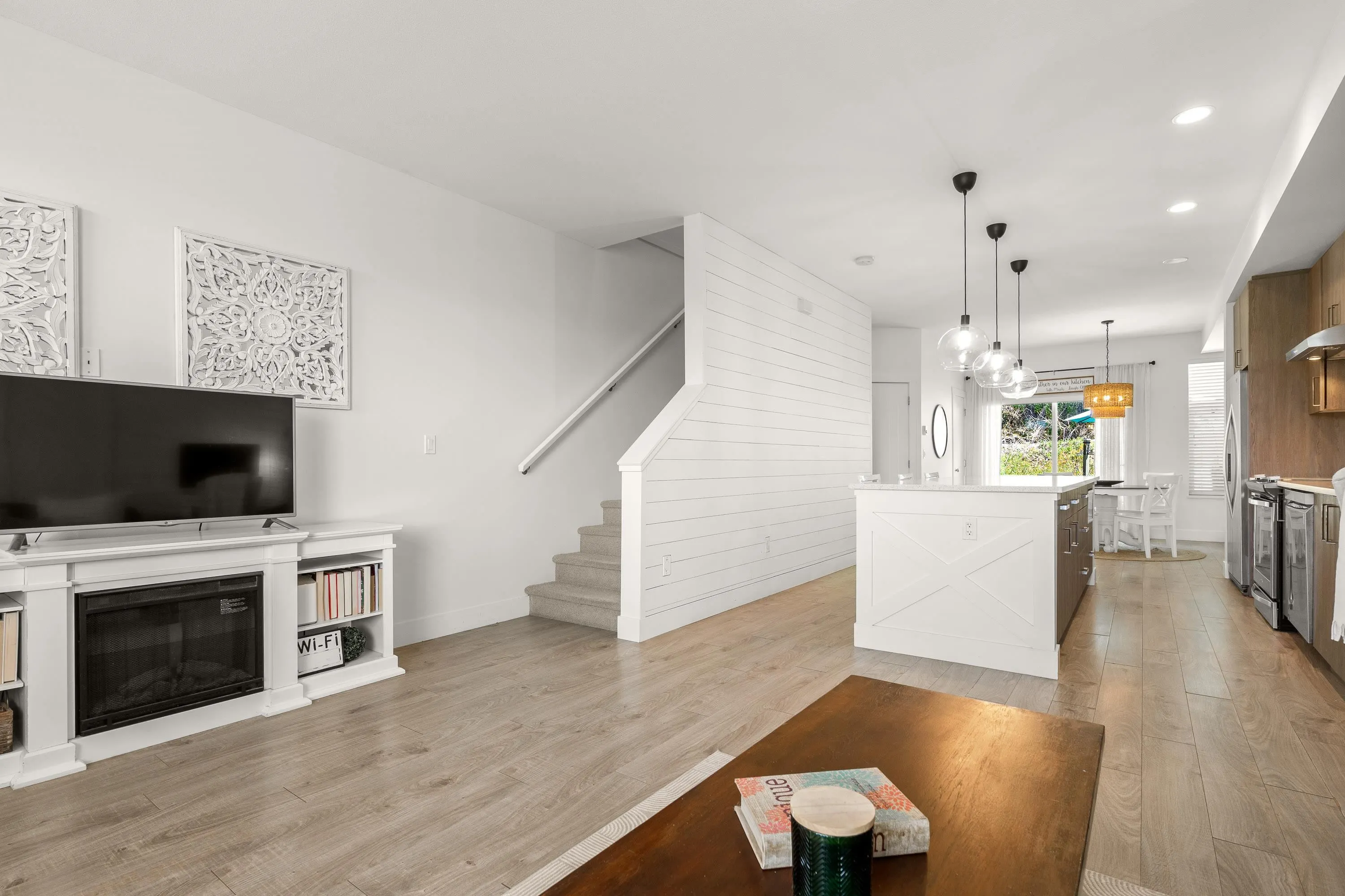 3 34230 Elmwood Drive