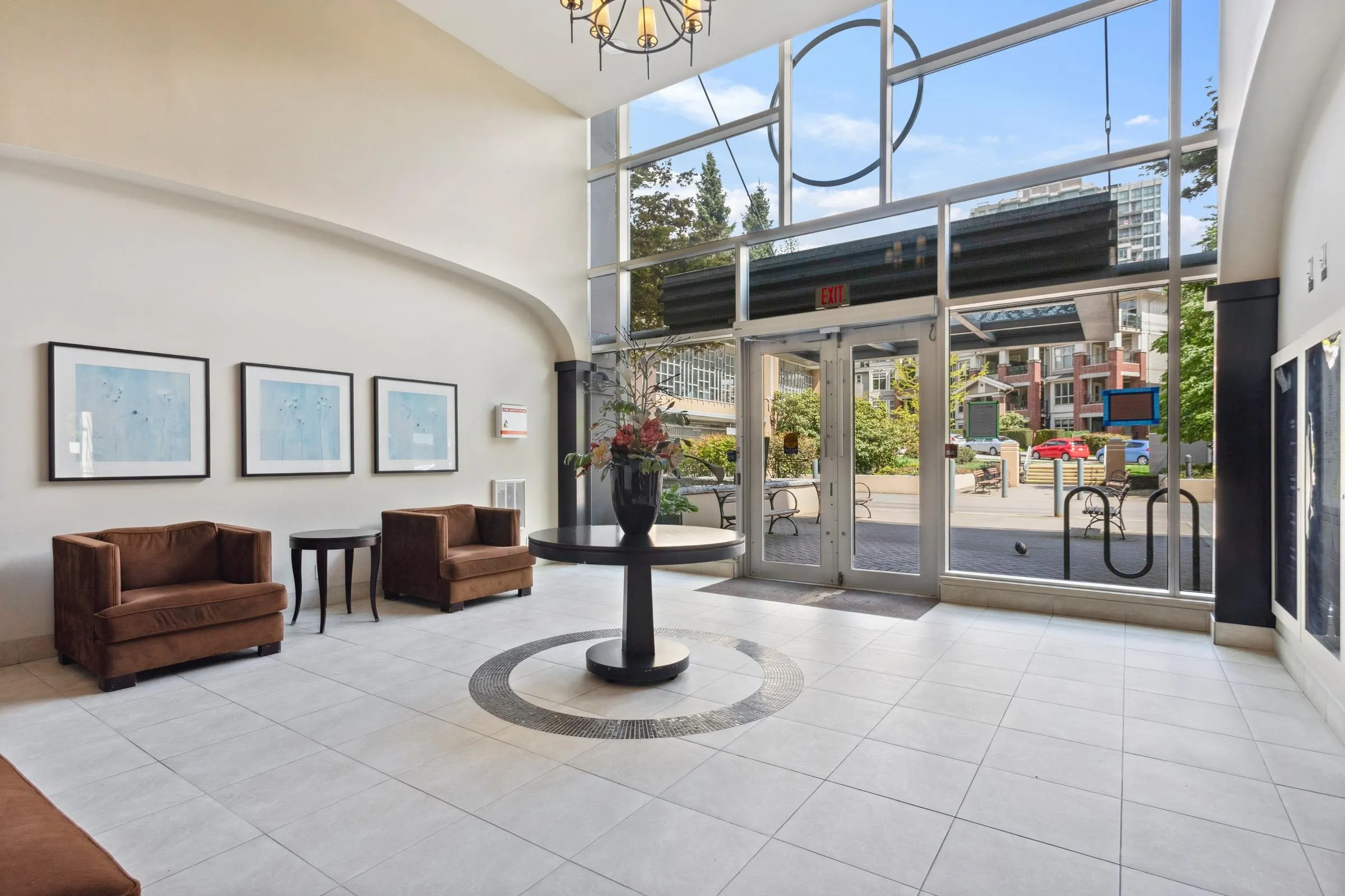 1103 280 Ross Drive