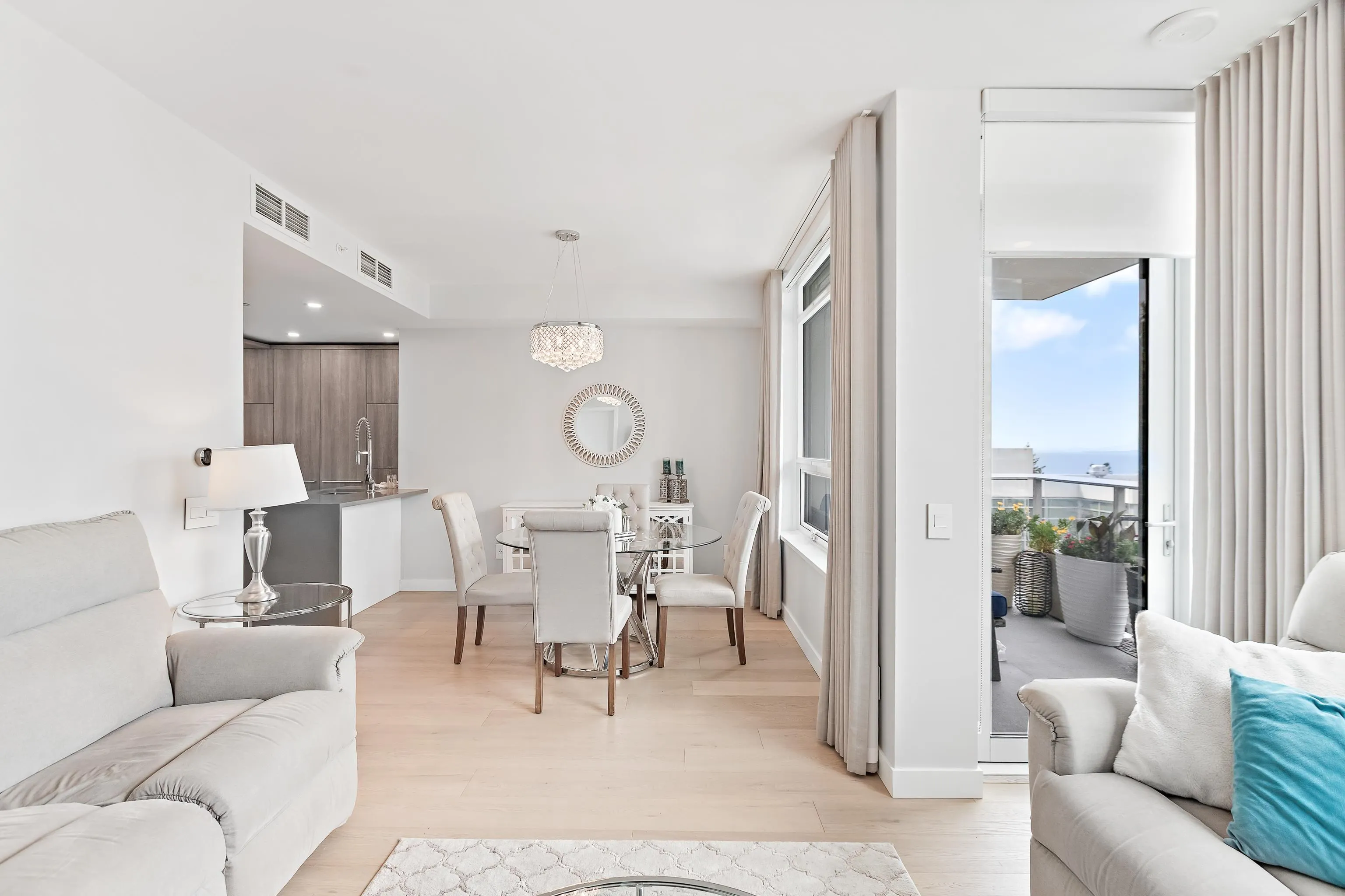 601 1441 Johnston Road