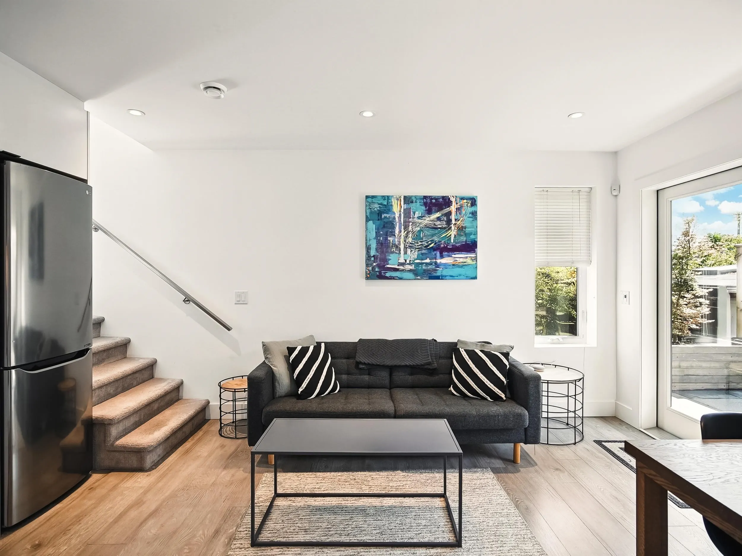 452 E 4th Street